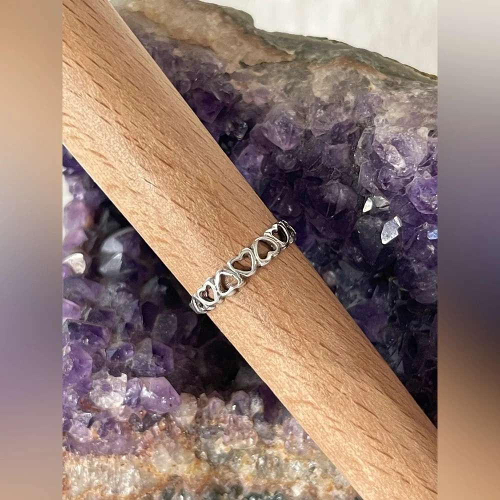 Vintage Open heart ring